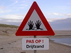1280px-quicksand_warning_sign_texel_2004